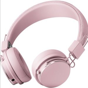 Like-New baby pink Urbanears